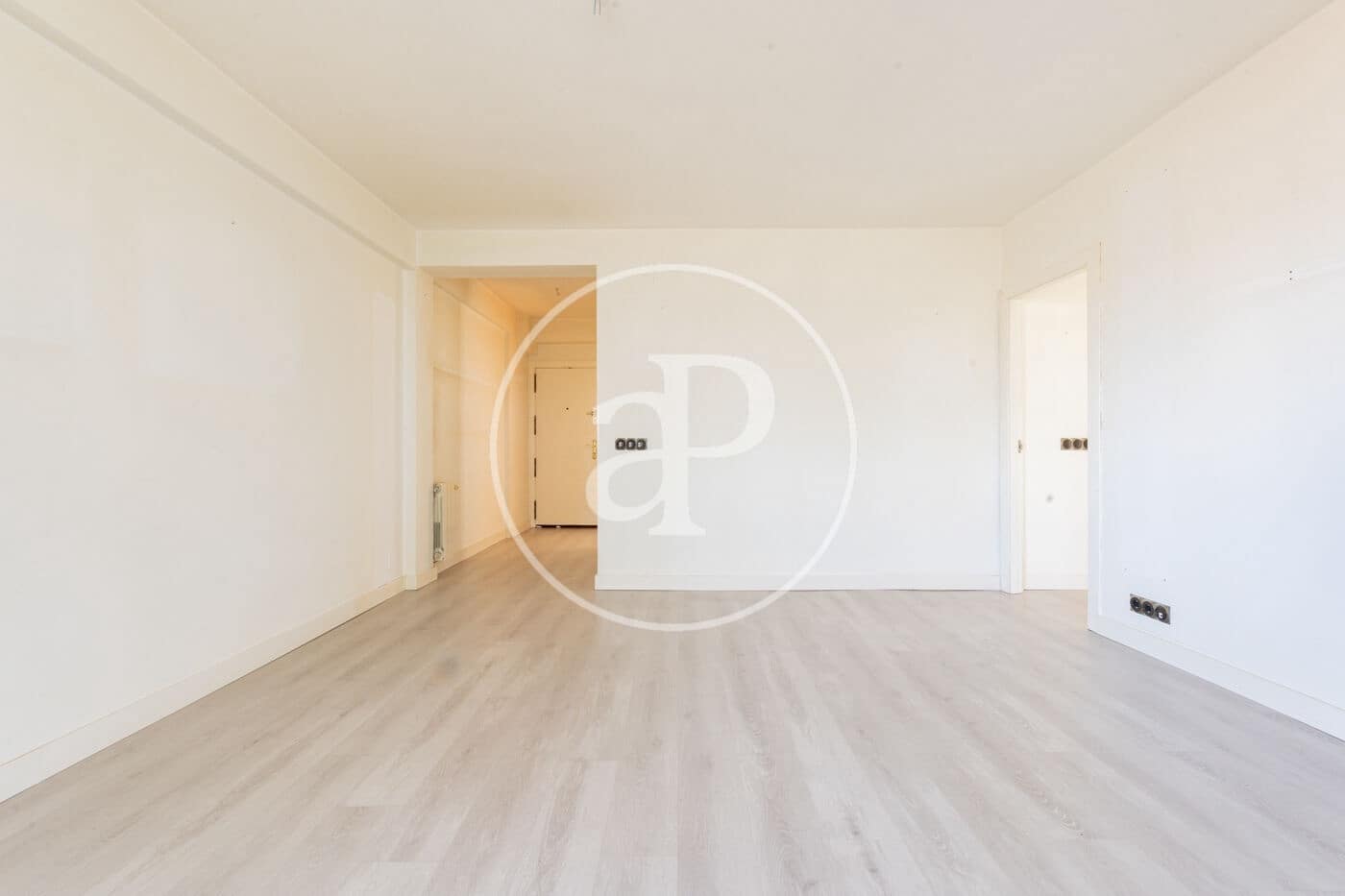 3 bedroom Apartment for sale in Madrid city with pool - € 629,000 (Ref: 9735594)