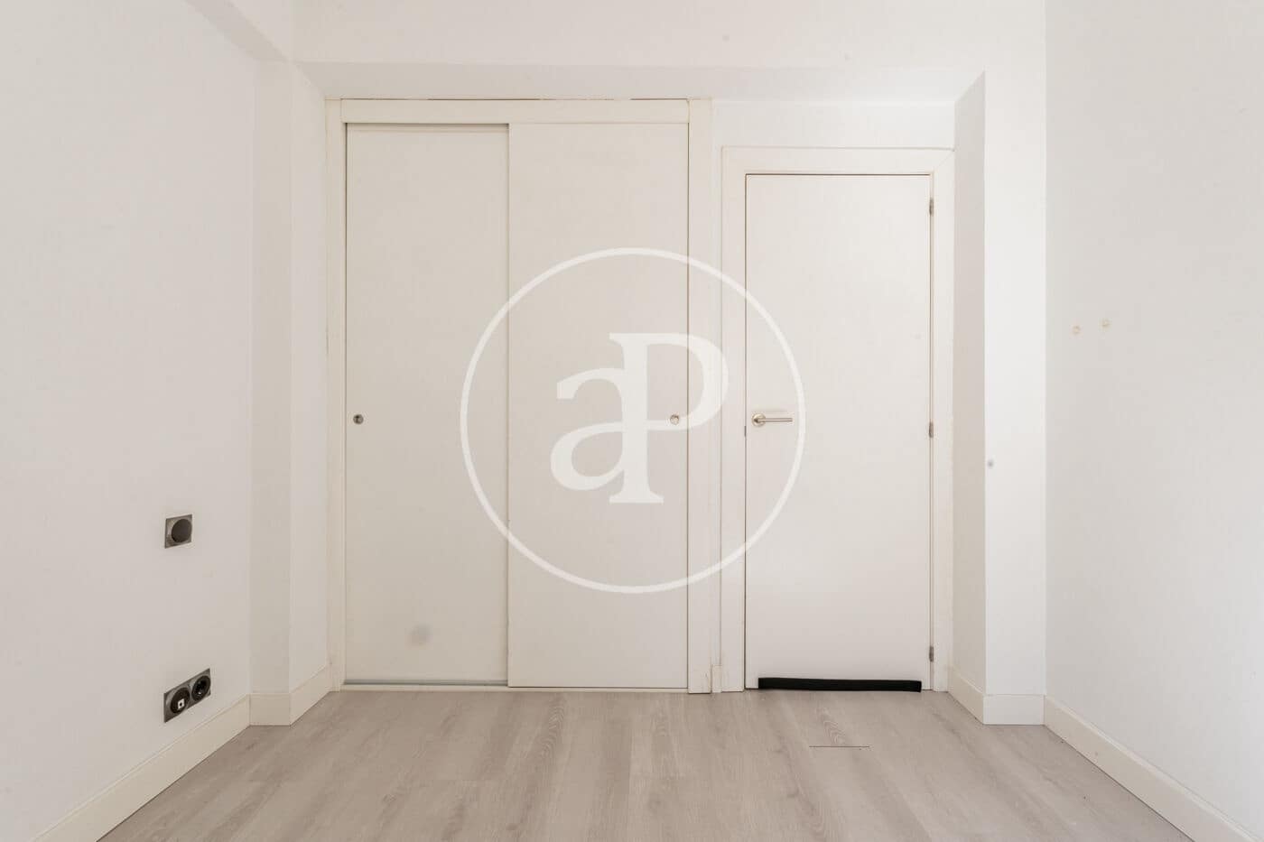 3 bedroom Apartment for sale in Madrid city with pool - € 629,000 (Ref: 9735594)