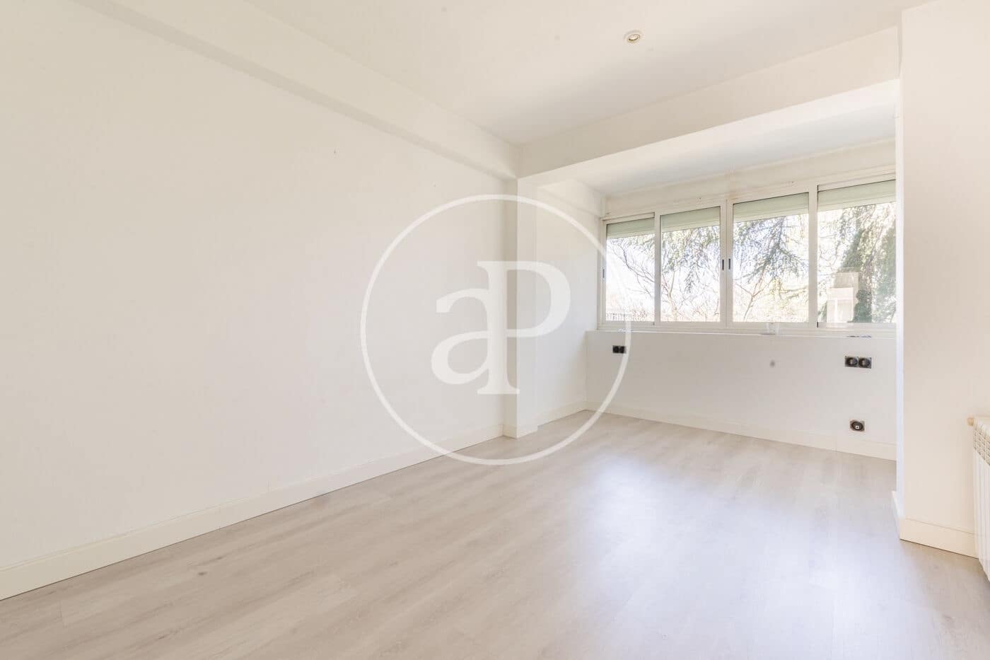 3 bedroom Apartment for sale in Madrid city with pool - € 629,000 (Ref: 9735594)