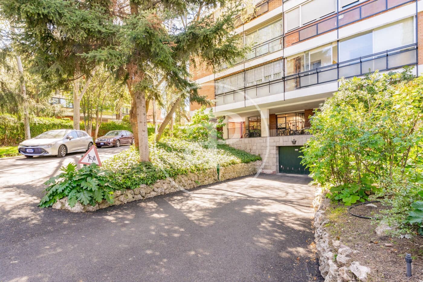 3 bedroom Apartment for sale in Madrid city with pool - € 629,000 (Ref: 9735594)