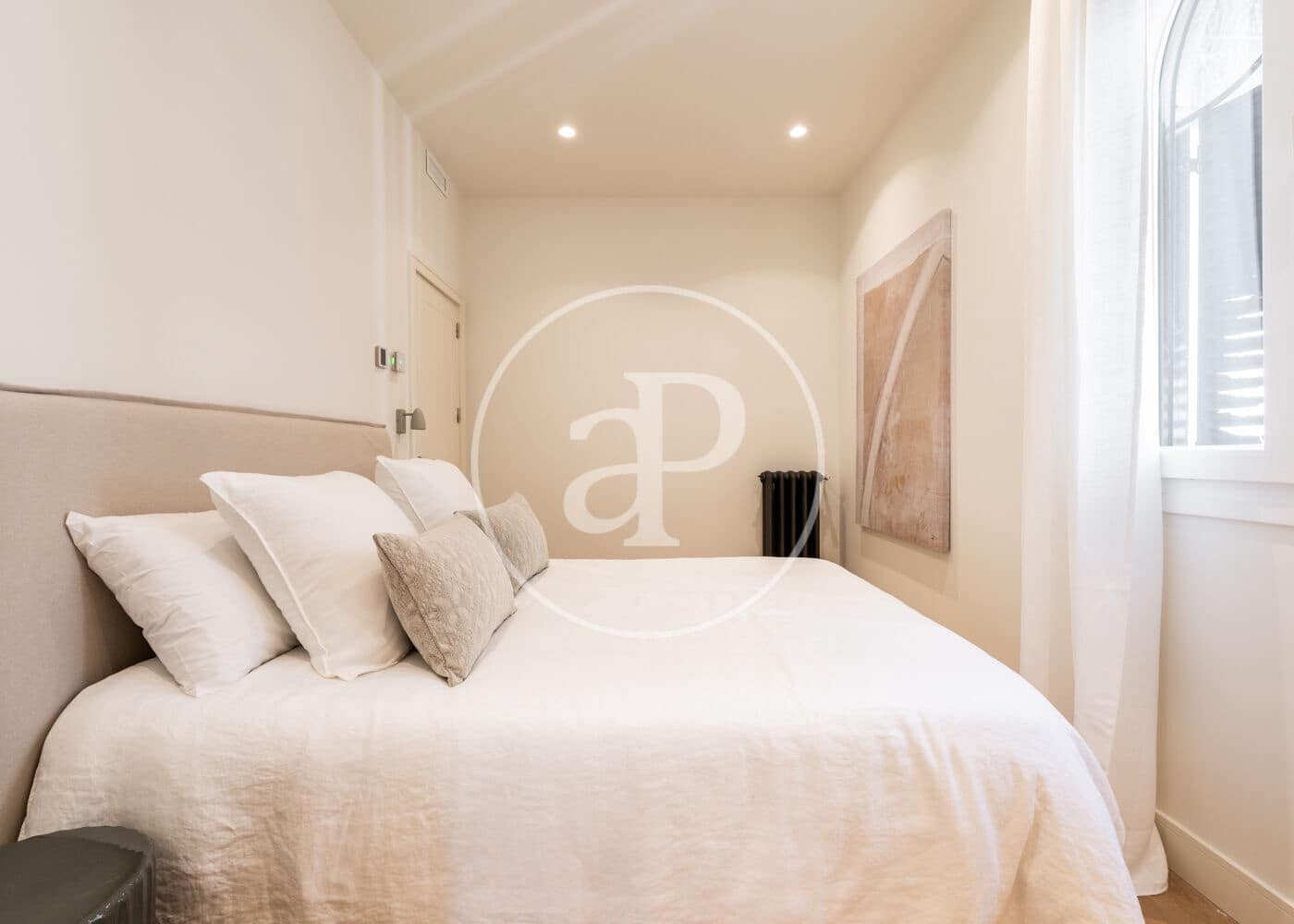 3 soveværelse Lejlighed til salg i Madrid by - € 1.875.000 (Ref: 9735596)