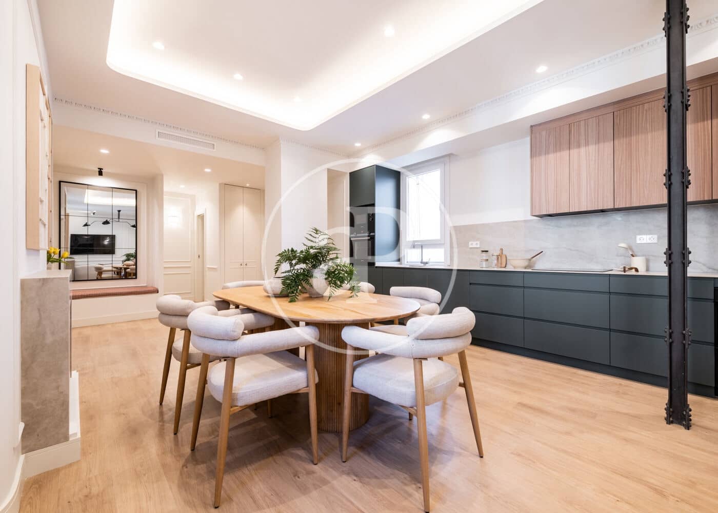 3 soveværelse Lejlighed til salg i Madrid by - € 1.875.000 (Ref: 9735596)