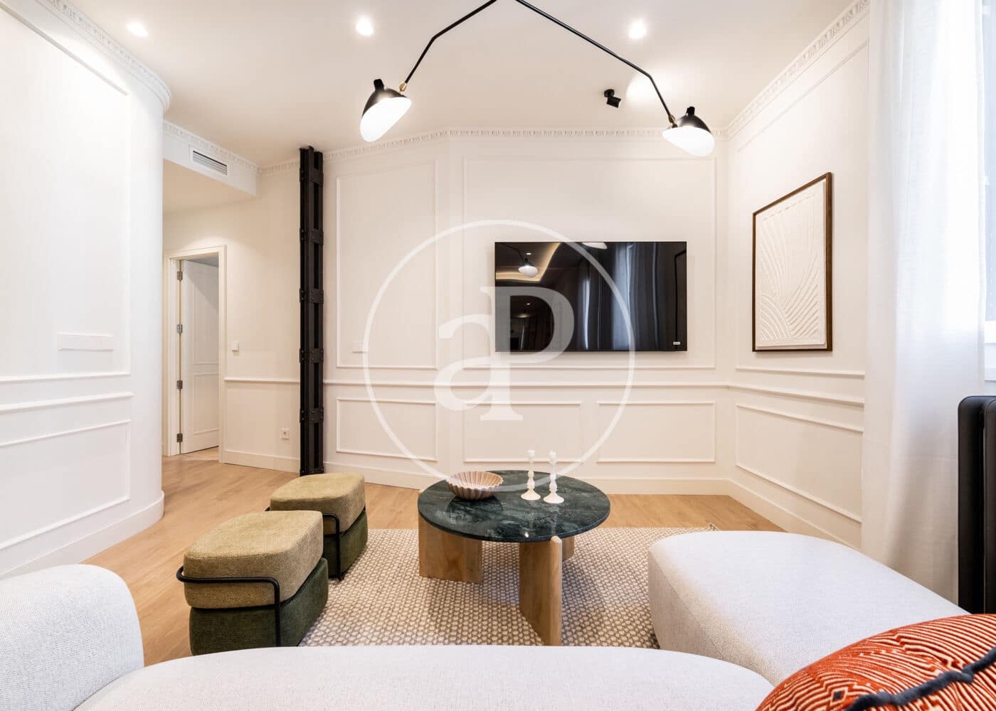 3 soveværelse Lejlighed til salg i Madrid by - € 1.875.000 (Ref: 9735596)