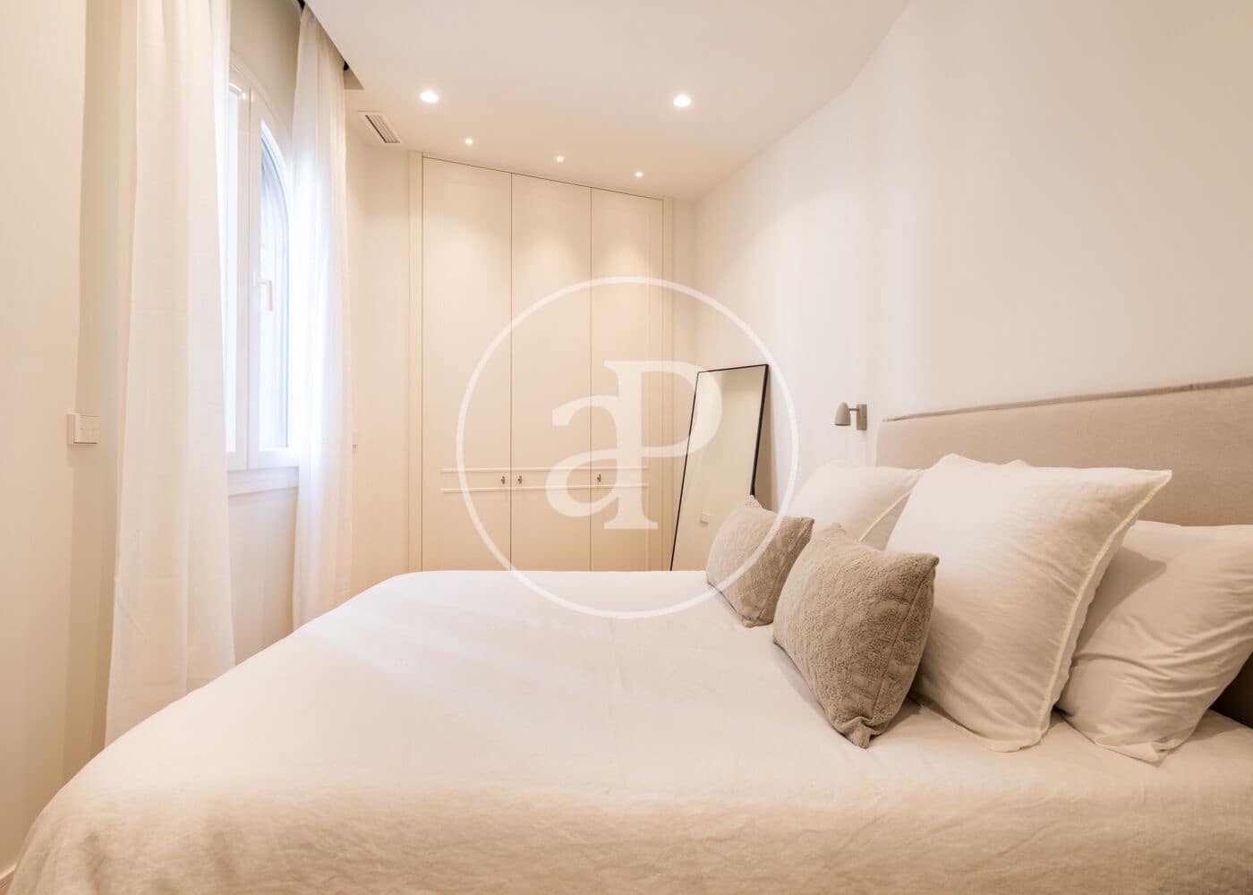 3 soveværelse Lejlighed til salg i Madrid by - € 1.875.000 (Ref: 9735596)
