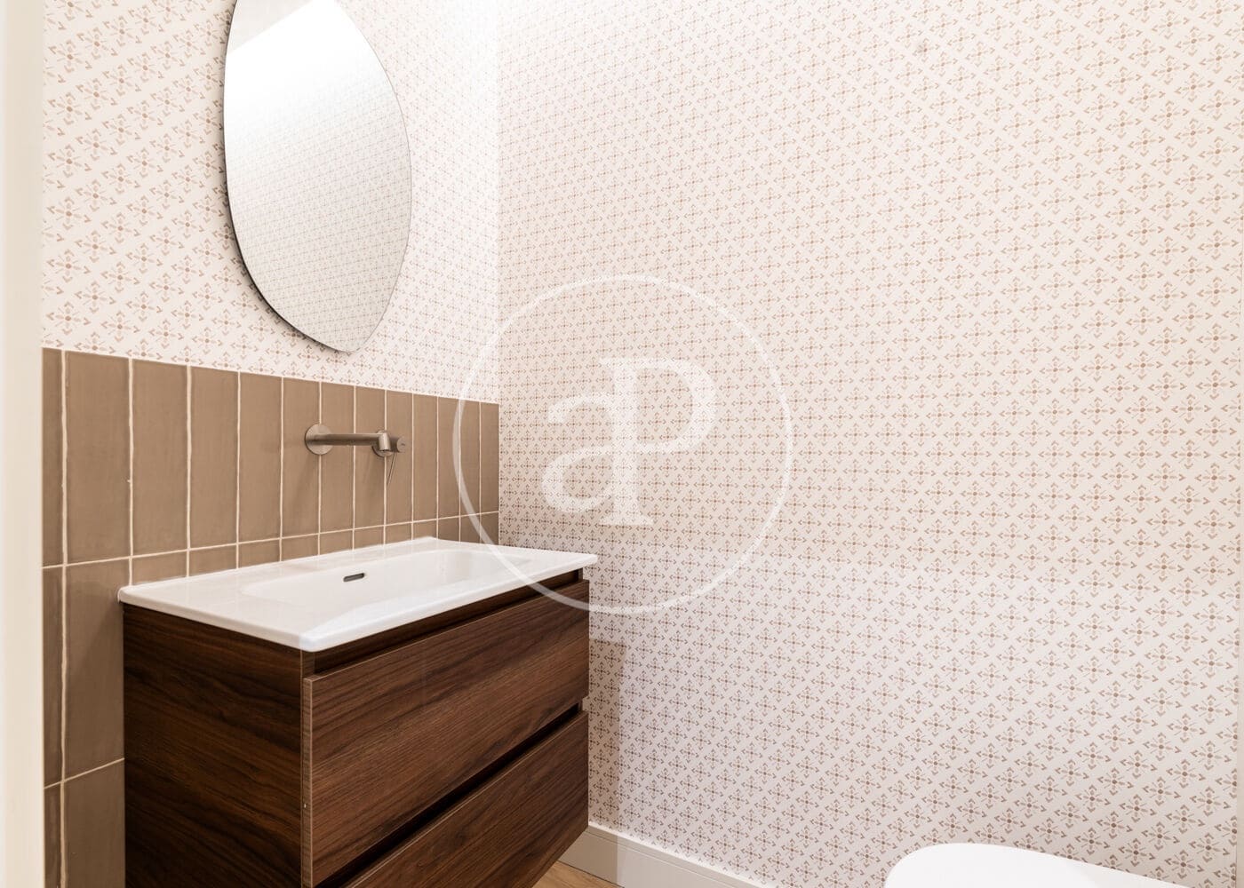 3 soveværelse Lejlighed til salg i Madrid by - € 1.875.000 (Ref: 9735596)