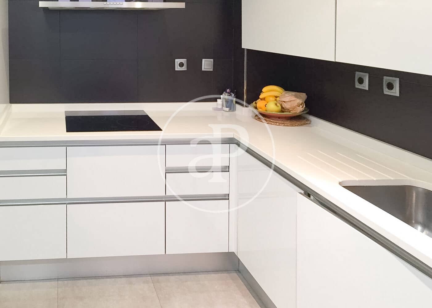 4 bedroom Villa for sale in San Sebastian de los Reyes with pool - € 795,000 (Ref: 9735597)