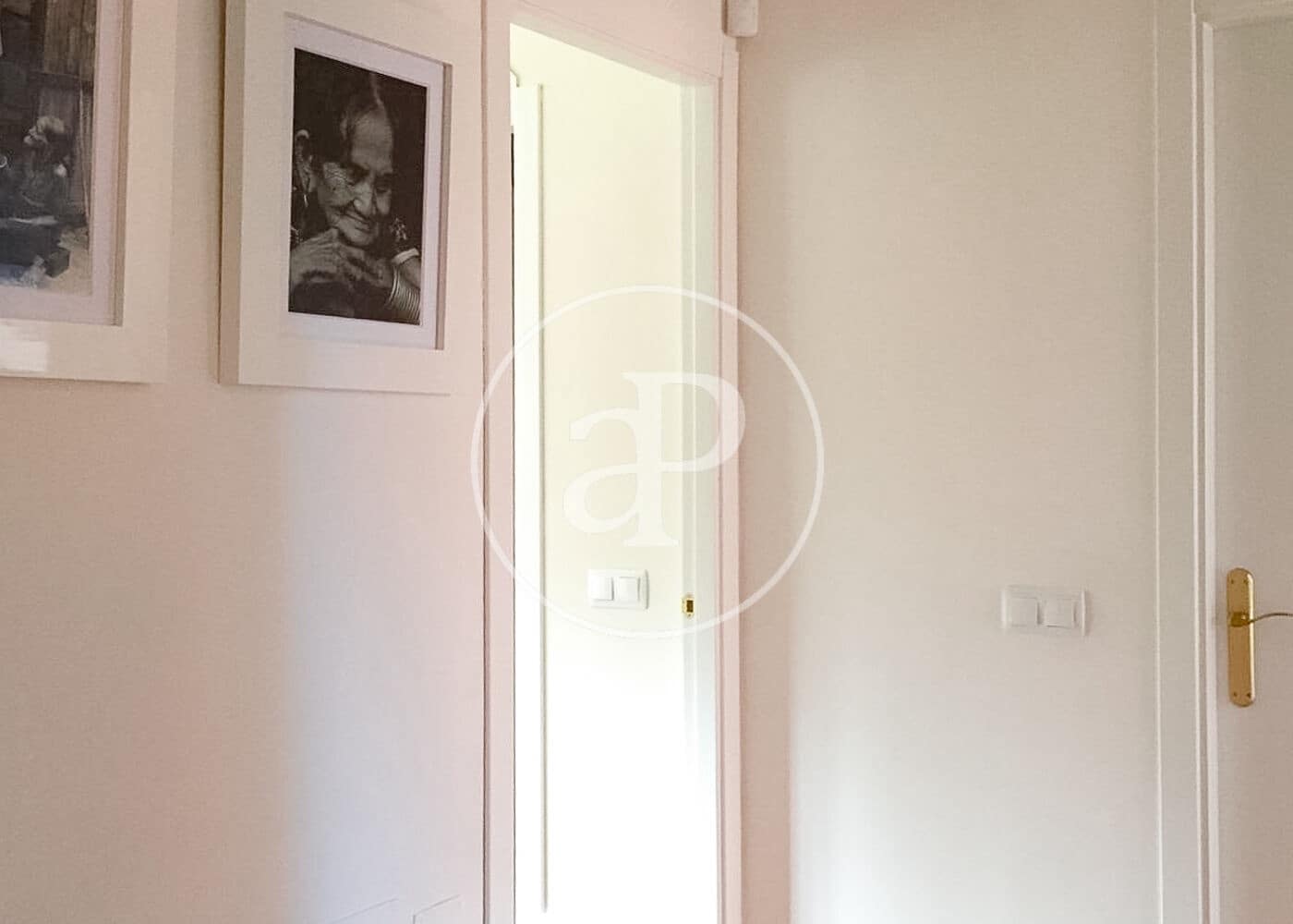 4 bedroom Villa for sale in San Sebastian de los Reyes with pool - € 795,000 (Ref: 9735597)