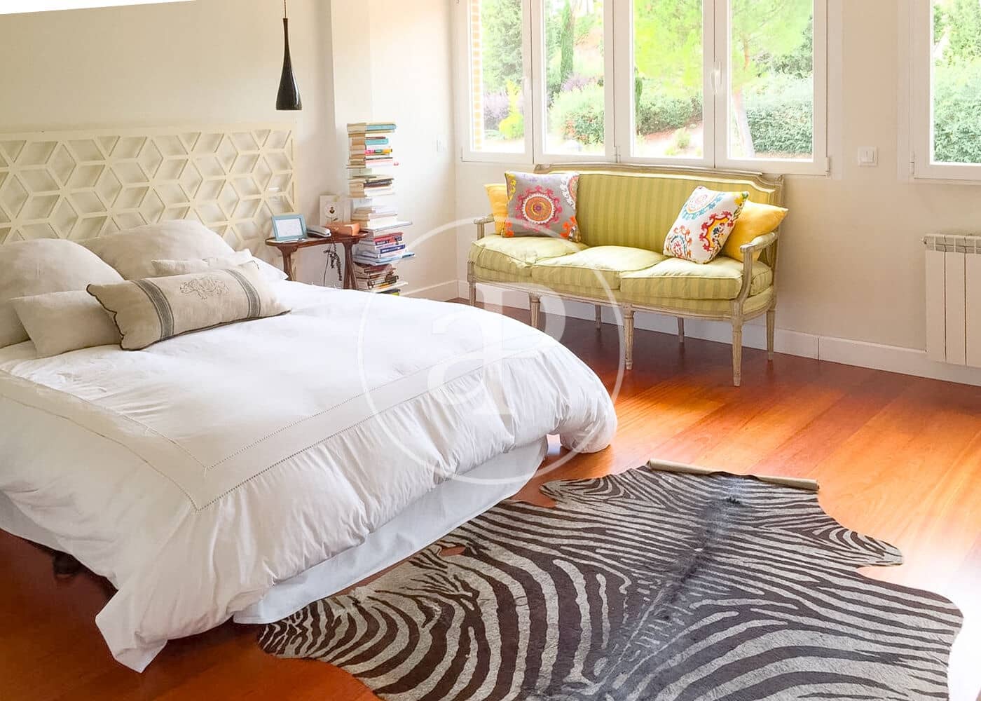 4 bedroom Villa for sale in San Sebastian de los Reyes with pool - € 795,000 (Ref: 9735597)