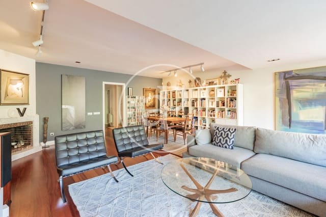 4 makuuhuone Huvila myytävänä paikassa San Sebastián de los Reyes mukana uima-altaan - 795 000 € (Ref: 9735597)