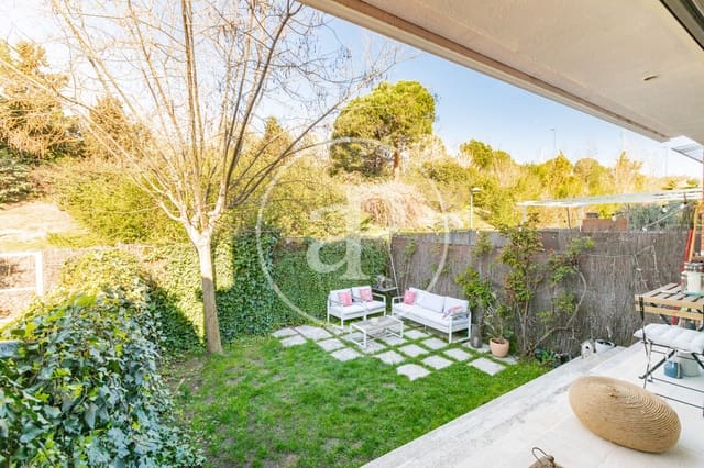 4 makuuhuone Huvila myytävänä paikassa San Sebastián de los Reyes mukana uima-altaan - 795 000 € (Ref: 9735597)