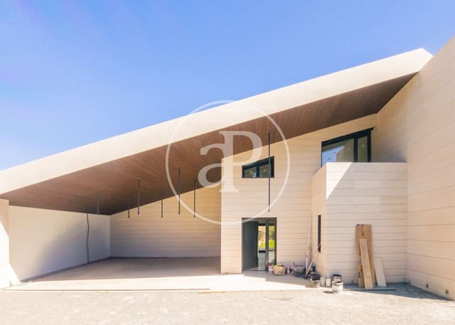 5 makuuhuone Huvila myytävänä paikassa Pozuelo de Alarcón mukana uima-altaan - 4 200 000 € (Ref: 9738573)