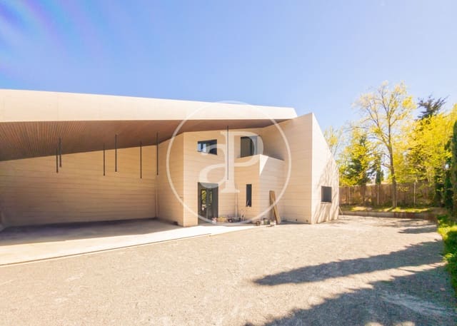 5 makuuhuone Huvila myytävänä paikassa Pozuelo de Alarcón mukana uima-altaan - 4 200 000 € (Ref: 9738573)