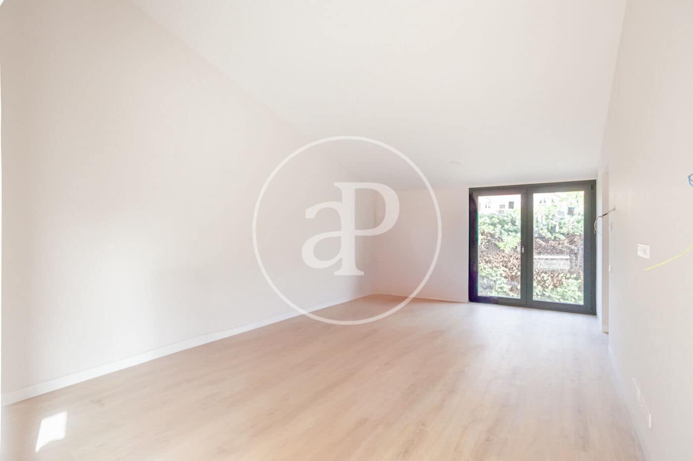 5 bedroom Villa for sale in Pozuelo de Alarcon with pool - € 4,200,000 (Ref: 9738573)