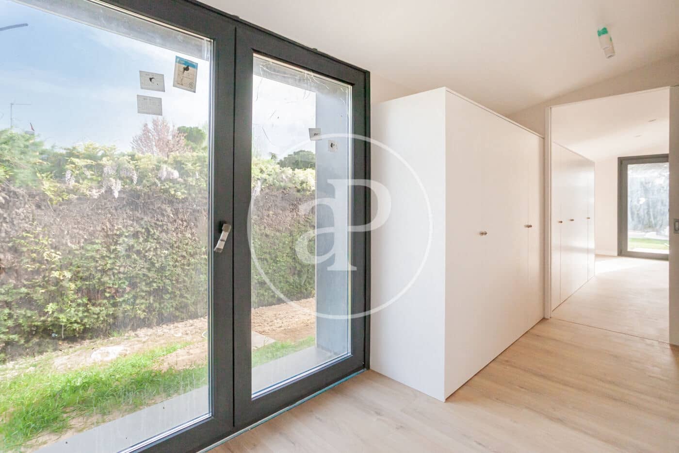 5 bedroom Villa for sale in Pozuelo de Alarcon with pool - € 4,200,000 (Ref: 9738573)