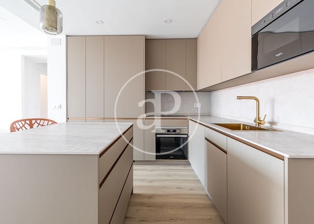 4 soveværelse Lejlighed til salg i Cuatro Caminos, Madrid by - € 1.350.000 (Ref: 9748074)