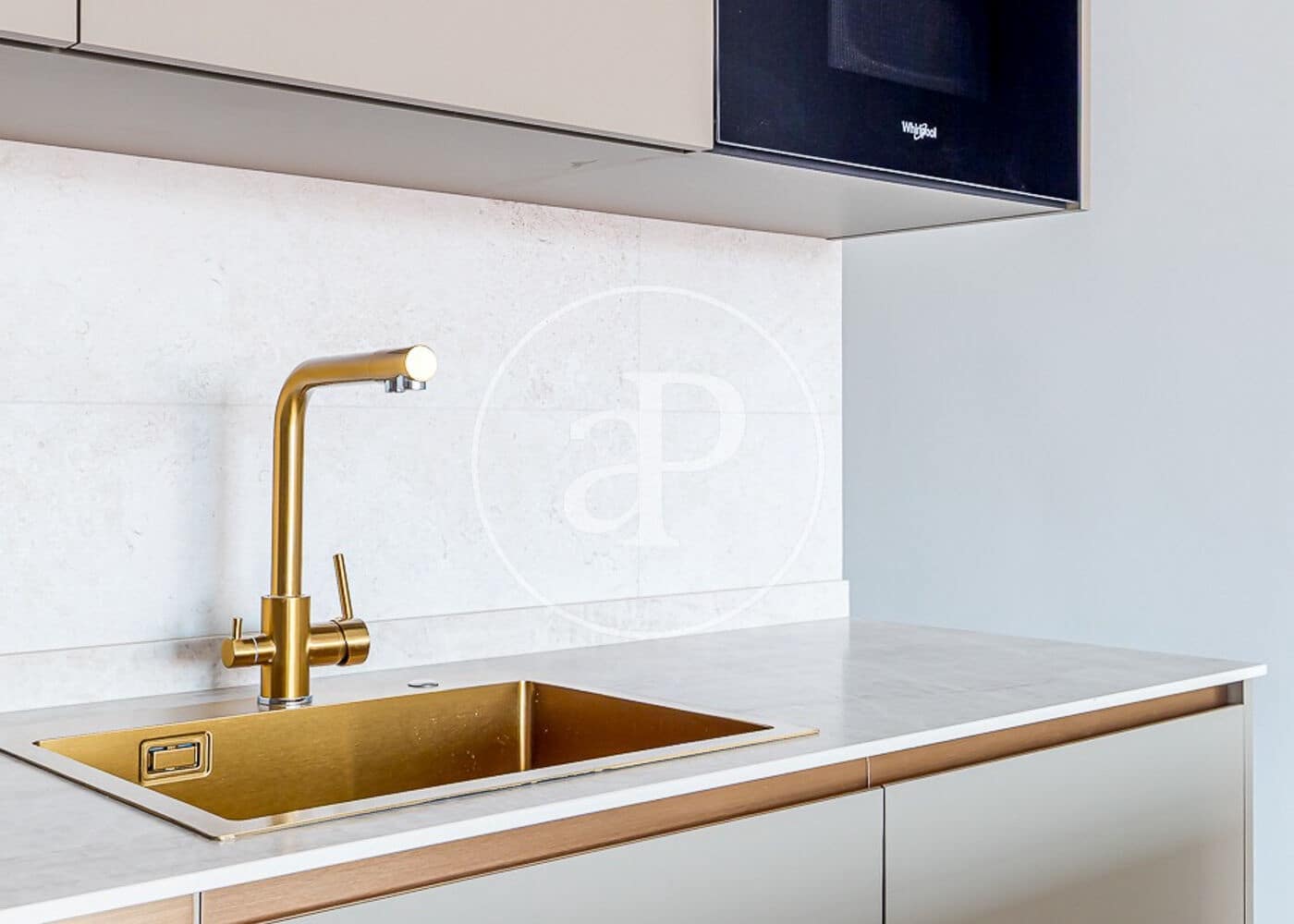 4 soveværelse Lejlighed til salg i Madrid by - € 1.350.000 (Ref: 9748074)