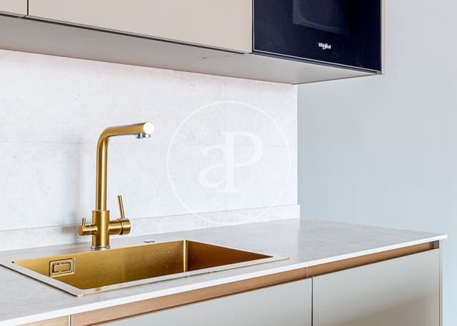 4 soveværelse Lejlighed til salg i Cuatro Caminos, Madrid by - € 1.350.000 (Ref: 9748074)