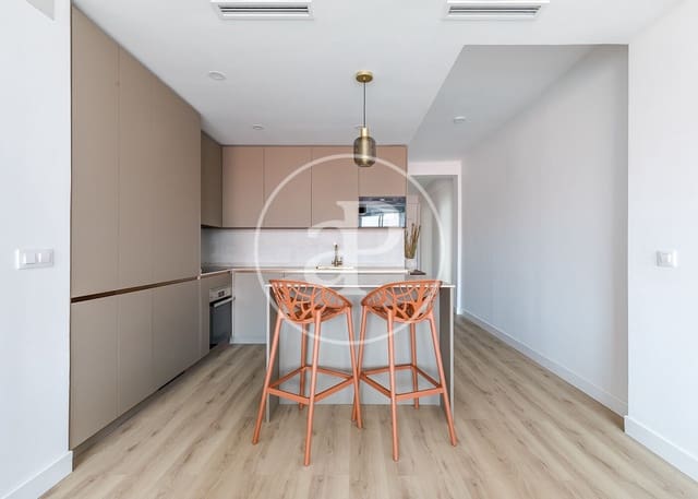 4 soveværelse Lejlighed til salg i Cuatro Caminos, Madrid by - € 1.350.000 (Ref: 9748074)