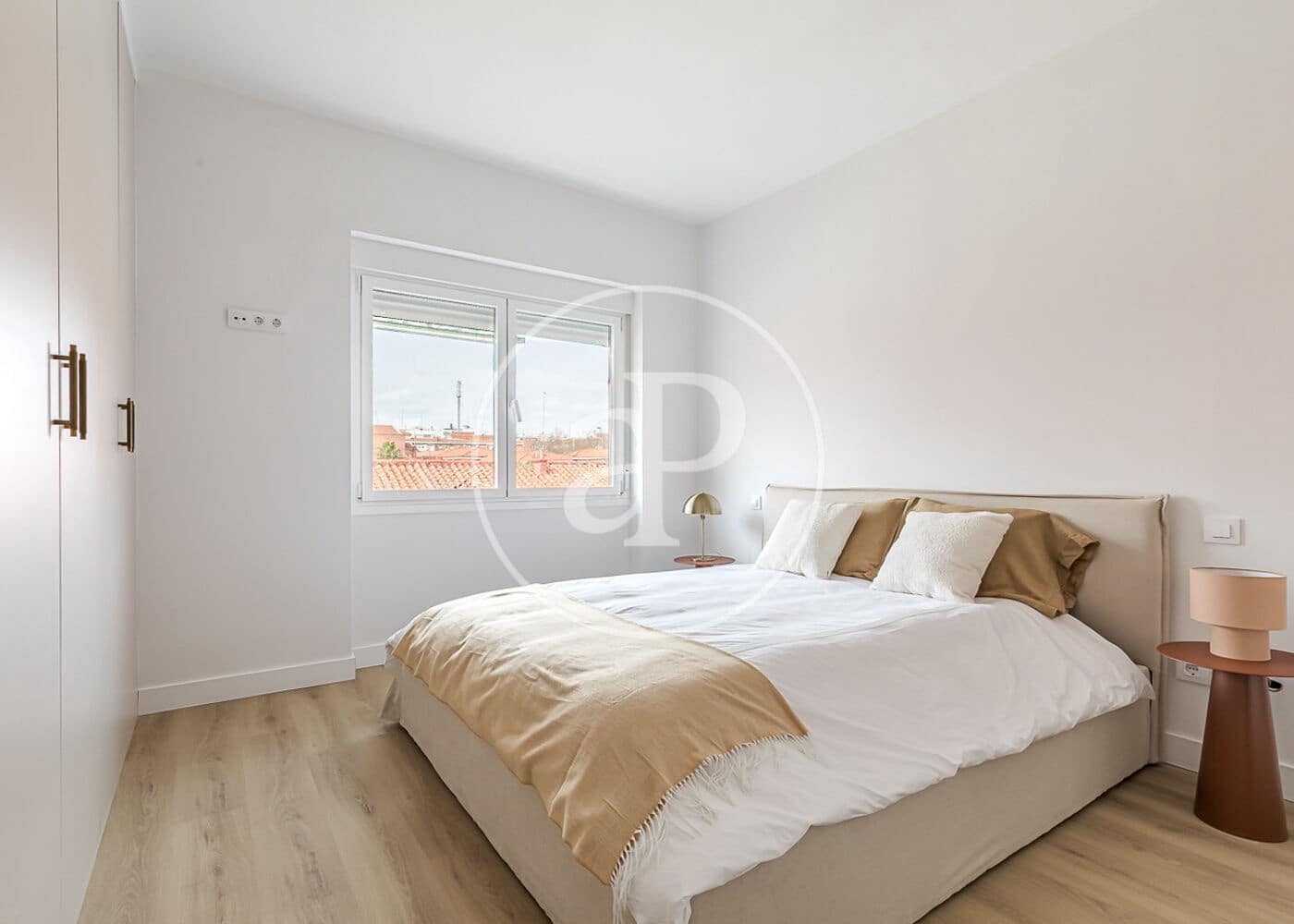 4 soveværelse Lejlighed til salg i Madrid by - € 1.350.000 (Ref: 9748074)
