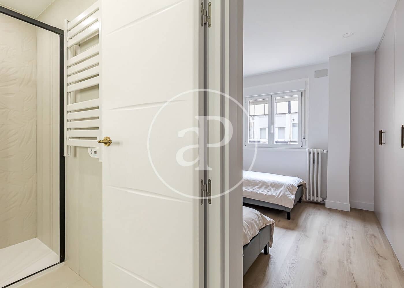 4 soveværelse Lejlighed til salg i Madrid by - € 1.350.000 (Ref: 9748074)
