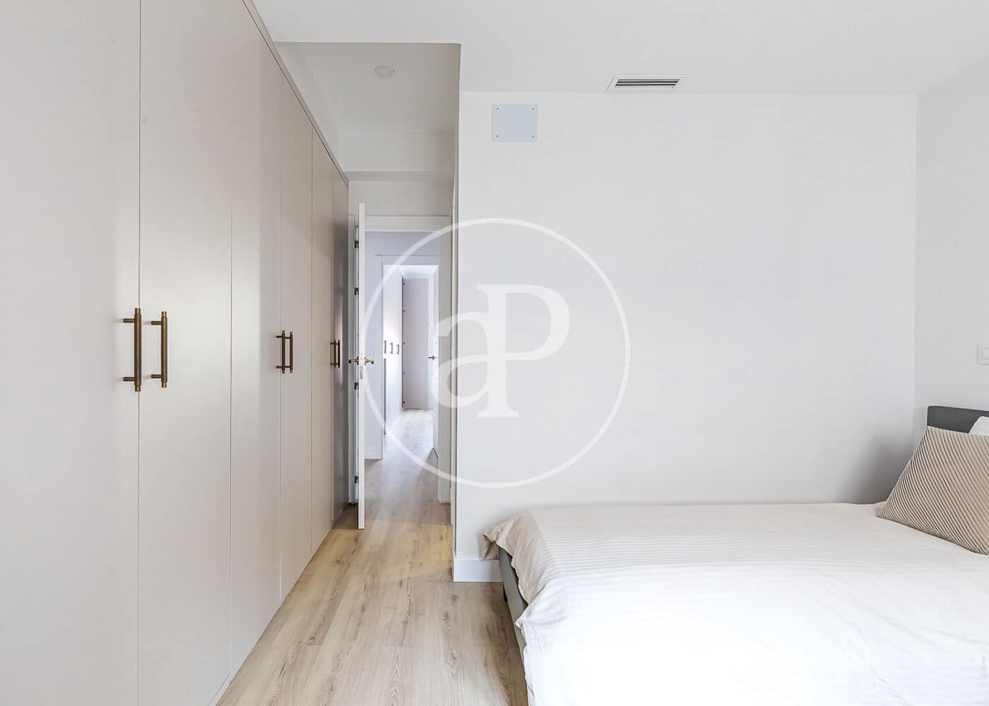 4 soveværelse Lejlighed til salg i Madrid by - € 1.350.000 (Ref: 9748074)