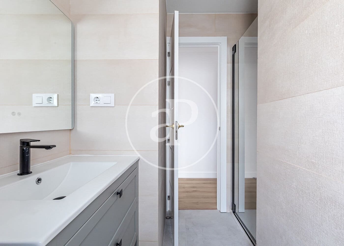 4 soveværelse Lejlighed til salg i Madrid by - € 1.350.000 (Ref: 9748074)