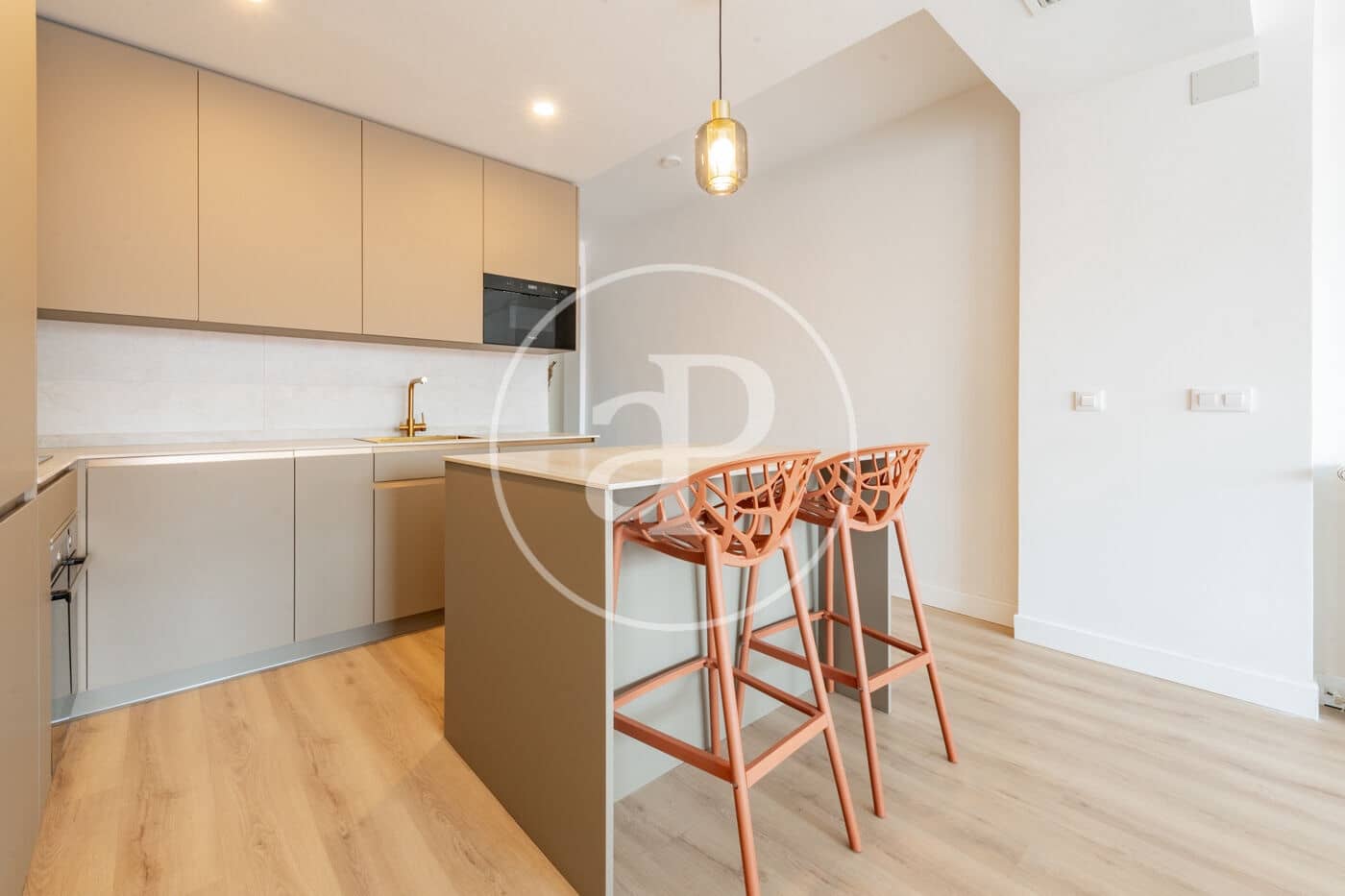 4 soveværelse Lejlighed til salg i Madrid by - € 1.290.000 (Ref: 9748074)