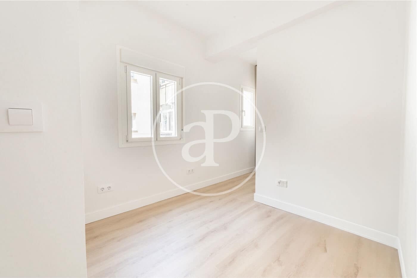 4 soveværelse Lejlighed til salg i Madrid by - € 1.290.000 (Ref: 9748074)