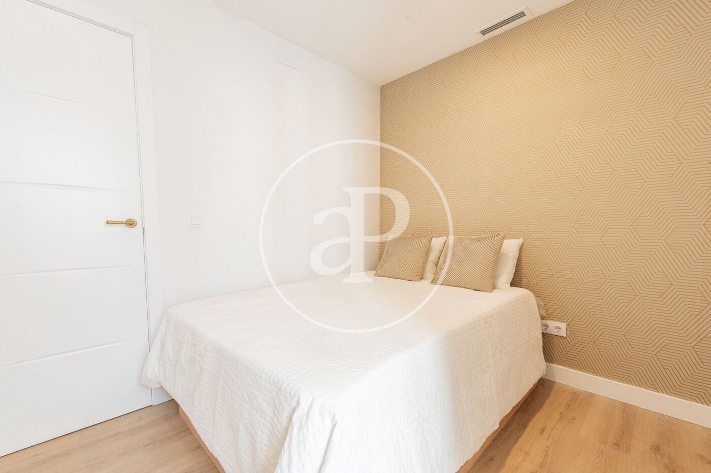 4 soveværelse Lejlighed til salg i Madrid by - € 1.290.000 (Ref: 9748074)