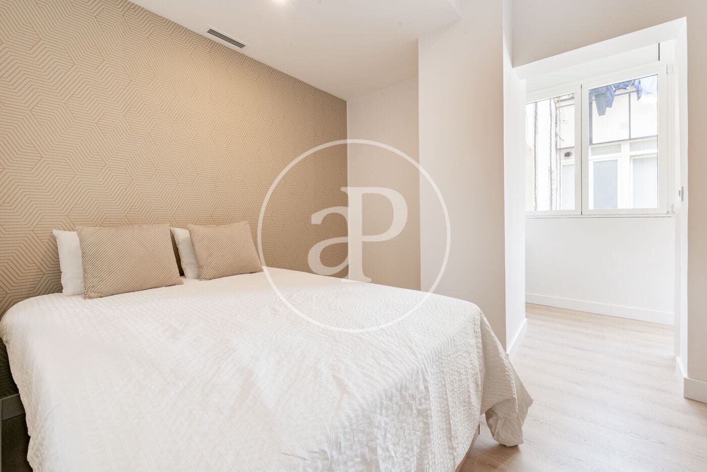 4 soveværelse Lejlighed til salg i Madrid by - € 1.290.000 (Ref: 9748074)