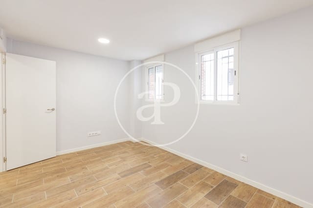 Villa til salg i Alcobendas - € 440.000 (Ref: 9748075)
