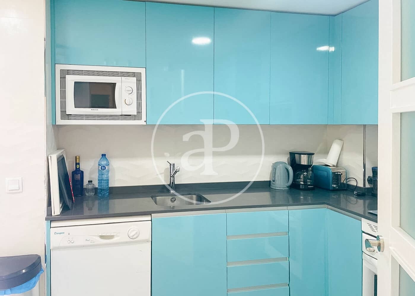 3 sovrum Lägenhet att hyra i Madrid stad med pool - 2 600 € (Ref: 9748076)