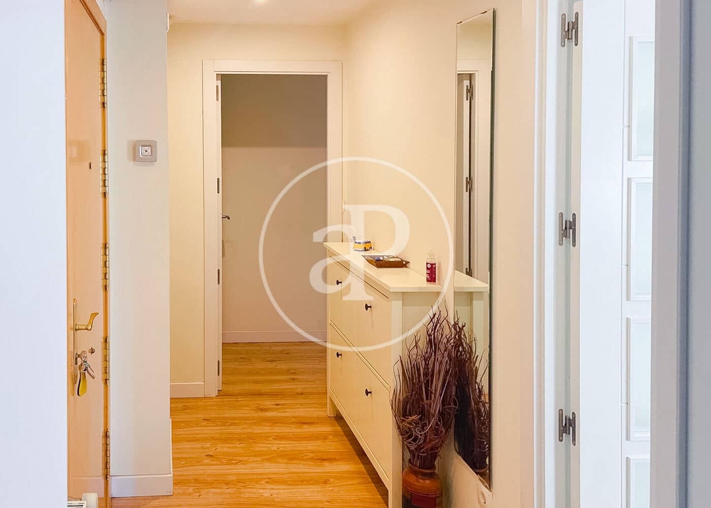 3 sovrum Lägenhet att hyra i Madrid stad med pool - 2 600 € (Ref: 9748076)