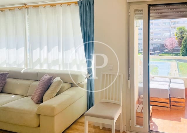 3 sovrum Lägenhet att hyra i Valverde, Madrid stad med pool - 2 600 € (Ref: 9748076)