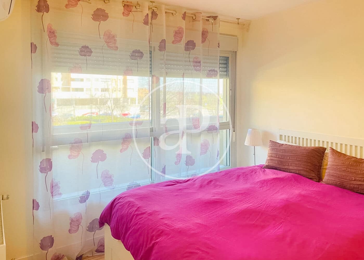 3 sovrum Lägenhet att hyra i Madrid stad med pool - 2 600 € (Ref: 9748076)