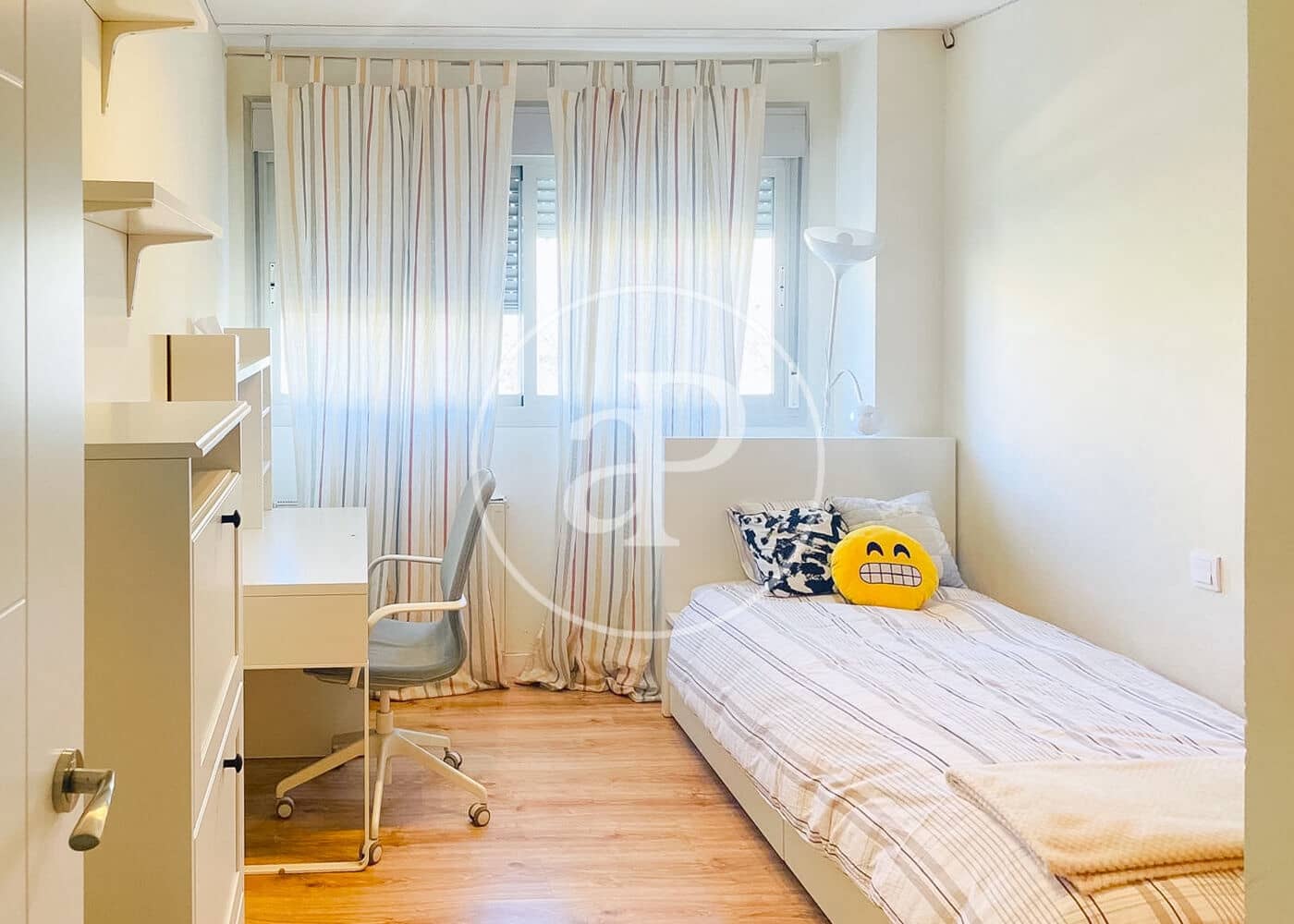 3 sovrum Lägenhet att hyra i Madrid stad med pool - 2 600 € (Ref: 9748076)