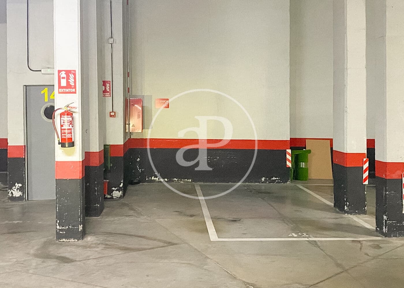 3 sovrum Lägenhet att hyra i Madrid stad med pool - 2 600 € (Ref: 9748076)