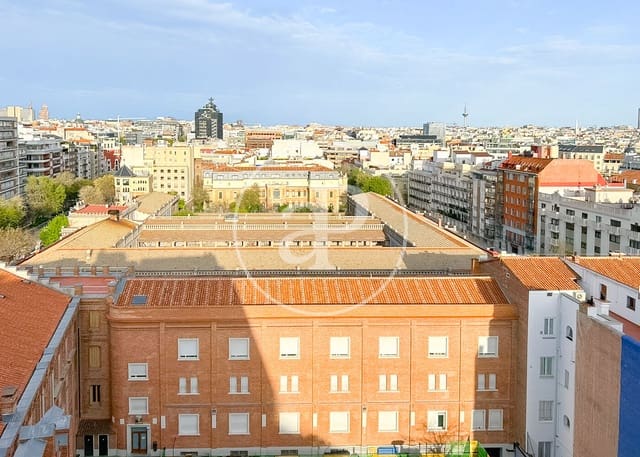 4 makuuhuone Kattohuoneisto myytävänä paikassa Almagro, Madrid kaupunki - 8 700 000 € (Ref: 9748077)
