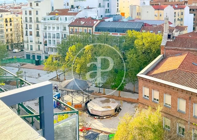 4 makuuhuone Kattohuoneisto myytävänä paikassa Almagro, Madrid kaupunki - 8 700 000 € (Ref: 9748077)