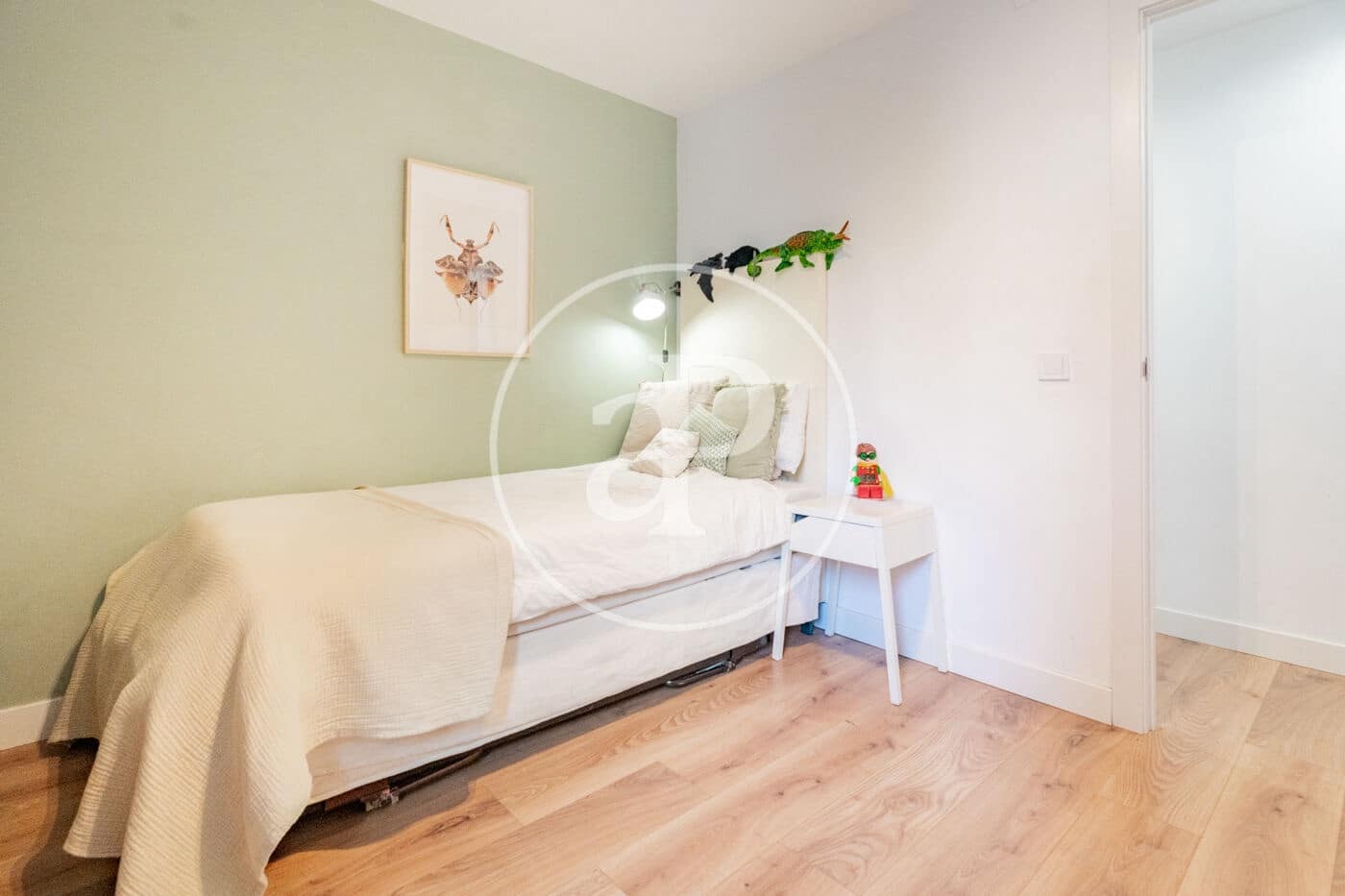 4 soverom Leilighet til leie i Madrid by med svømmebasseng - € 4 000 (Ref: 9752040)