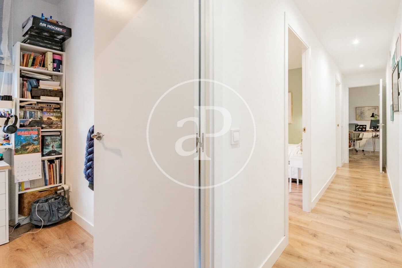 4 soverom Leilighet til leie i Madrid by med svømmebasseng - € 4 000 (Ref: 9752040)