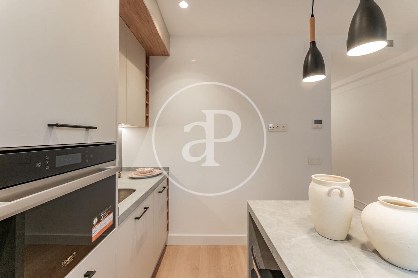 1 soverom Leilighet til leie i Madrid by - € 1 700 (Ref: 9752042)