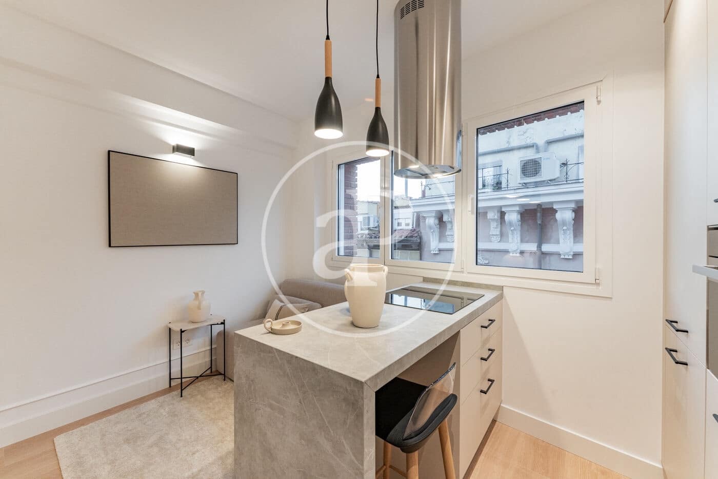 1 soverom Leilighet til leie i Madrid by - € 1 700 (Ref: 9752042)