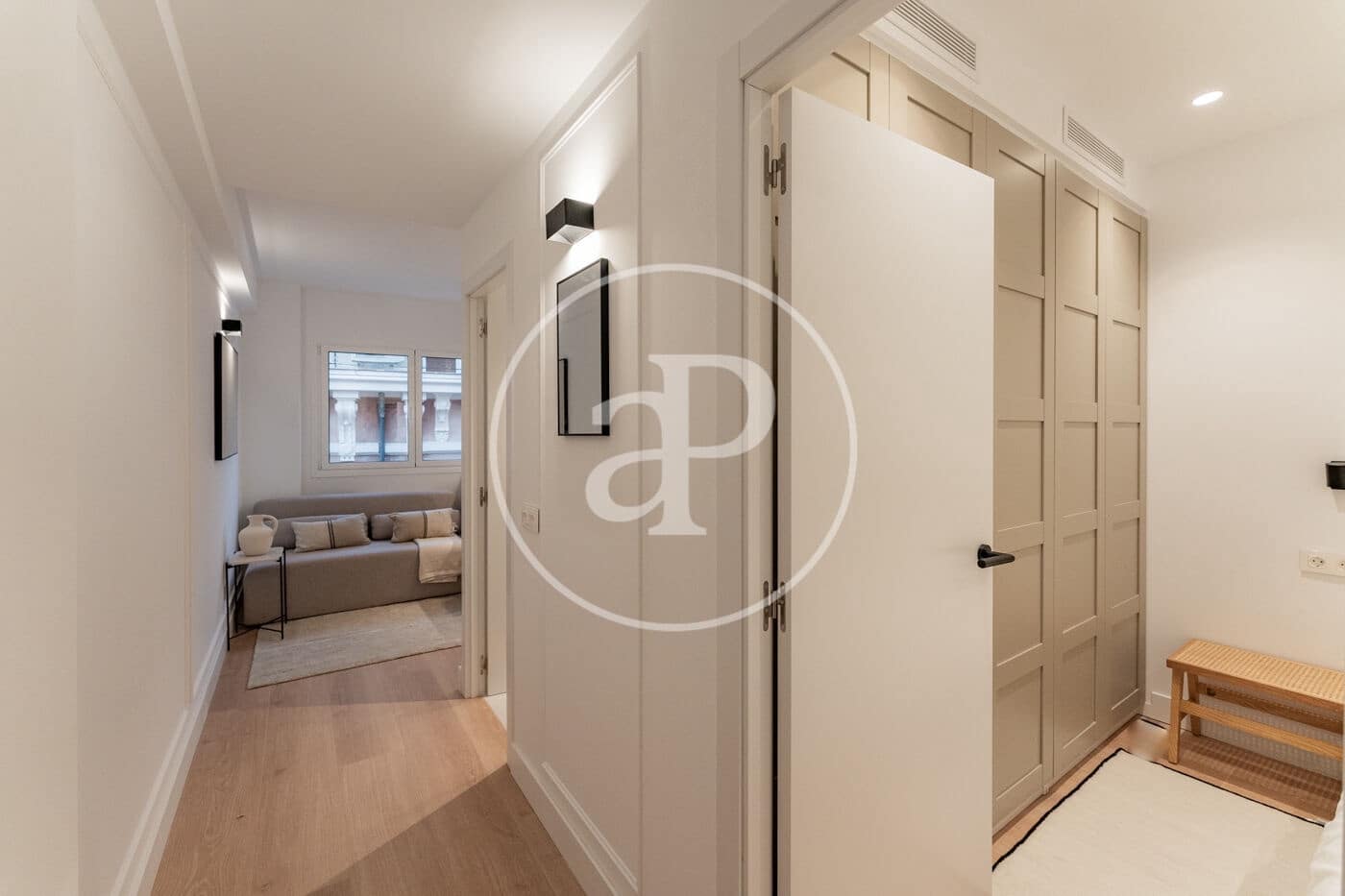 1 soverom Leilighet til leie i Madrid by - € 1 700 (Ref: 9752042)