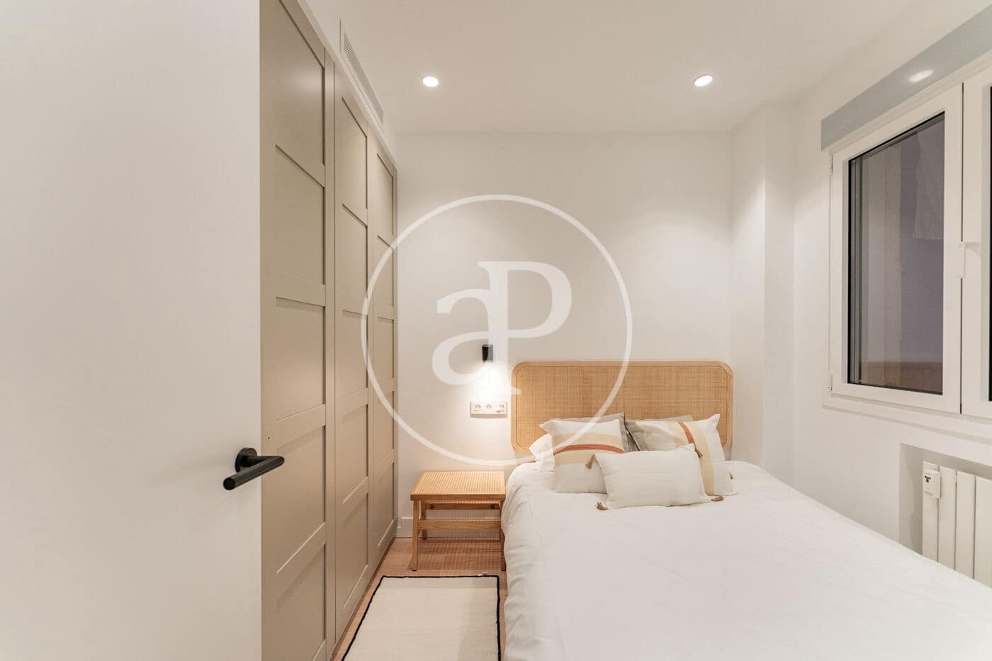 1 soverom Leilighet til leie i Madrid by - € 1 700 (Ref: 9752042)