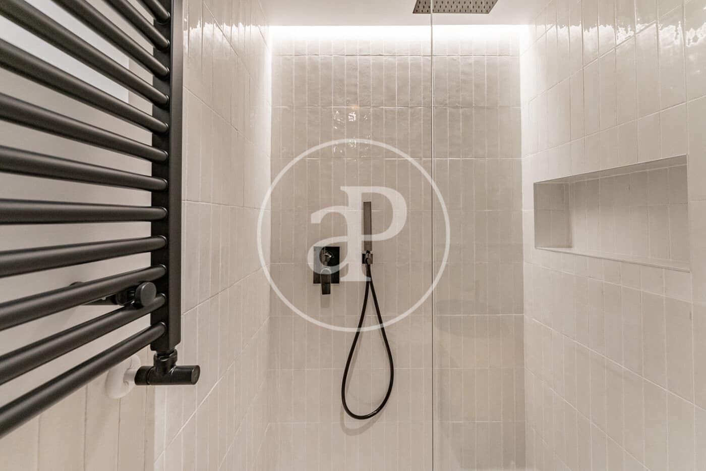 1 soverom Leilighet til leie i Madrid by - € 1 700 (Ref: 9752042)