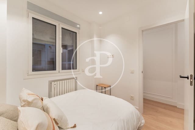 1 soveværelse Lejlighed til leje i Universidad, Madrid by - € 1.700 (Ref: 9752042)