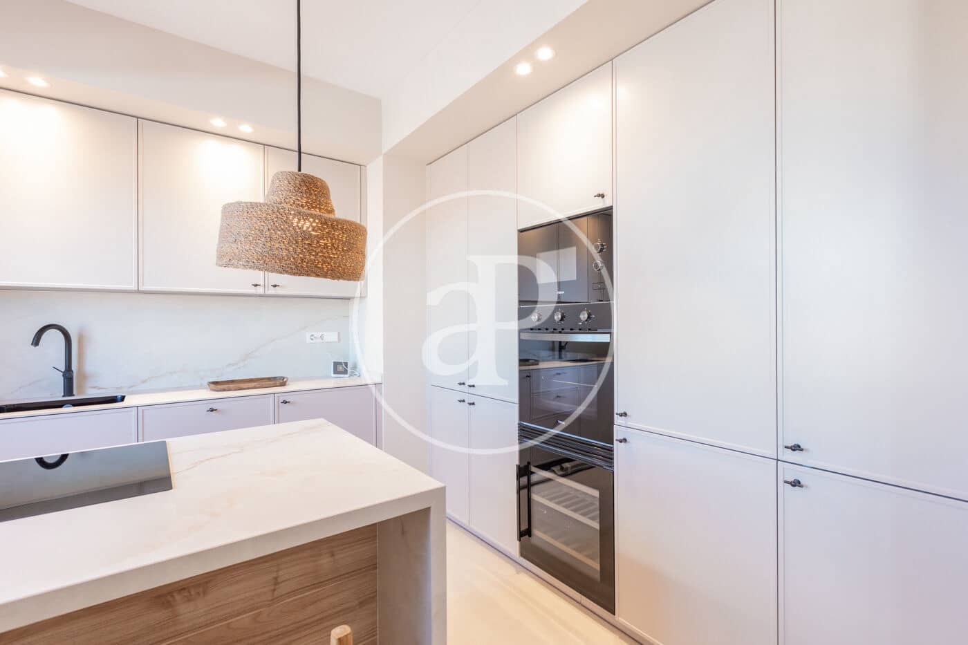 3 makuuhuone Kattohuoneisto myytävänä paikassa Madrid kaupunki - 1 645 000 € (Ref: 9752044)