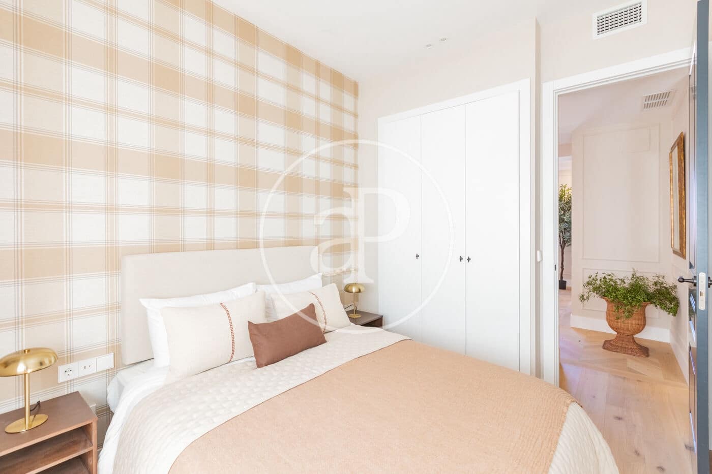 3 makuuhuone Kattohuoneisto myytävänä paikassa Madrid kaupunki - 1 645 000 € (Ref: 9752044)