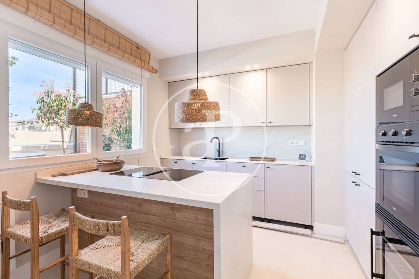 3 makuuhuone Kattohuoneisto myytävänä paikassa Madrid kaupunki - 1 645 000 € (Ref: 9752044)